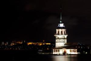 Torre de la doncella en Estambul foto