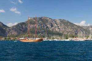 ciudad de gocek en turquía foto