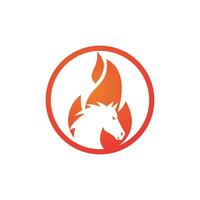 caballo ardiendo en plantilla de diseño de vector de logotipo de llama de fuego. símbolo de velocidad, libertad y fuerza.