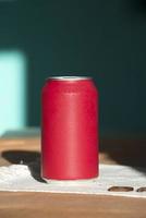 red soda can photo