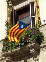 ciudad de barcelona en el mar mediterráneo foto