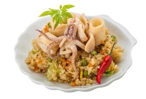 arroz frito con calamares