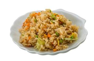 arroz frito vegetariano foto