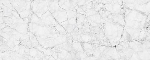 textura de piedra de mármol blanco panorámico para el fondo o lujosos suelos de baldosas y diseño decorativo de papel pintado. foto