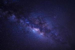 estrellas en polvo espacial en el universo y galaxia vía láctea foto
