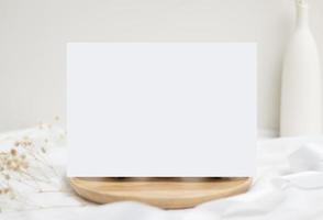 Greeting card mockup with Cotton flower and craft envelop, Wedding cards. Birthday card  Mockup for Template photo