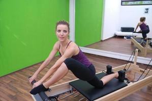 entrenamiento de mujer fitness foto