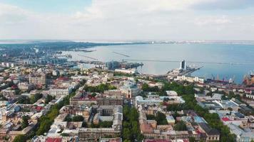 vue aérienne de la ville et du port d'odessa video