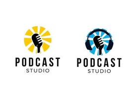 plantilla de diseño de logotipo de podcast. vector