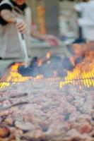 barbacoa con parrilla de pollo foto