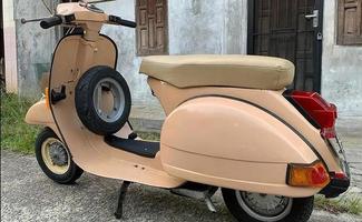 foto de primer plano de la vespa clásica