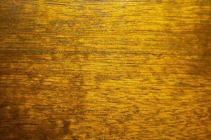 textura de madera a poca profundidad de campo. fondo borroso de la superficie de madera. foto