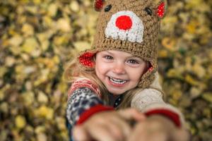 sonrisa de hija en la cámara foto