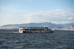 vista al mar y al golfo de izmir foto