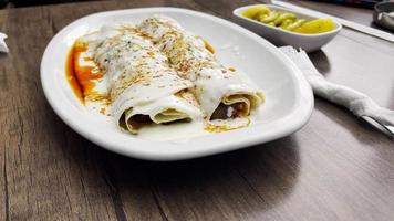 Turkish Traditional Food named Tantuni video