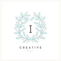 logotipo floral de lujo letra i para negocios de cosmética de belleza, invitación de boda, boutique y otra empresa vector