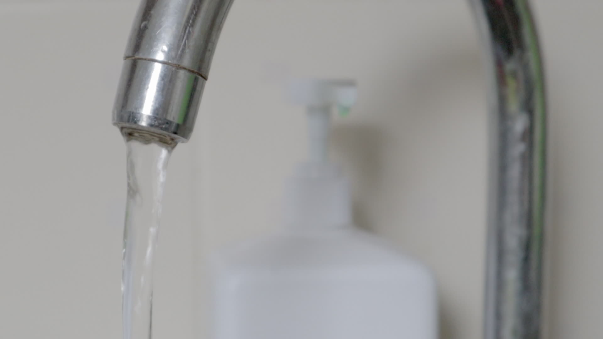 Bottled water vs tap water video sale