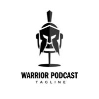 plantilla de logotipo de podcast de guerrero esparta de micrófono retro vector