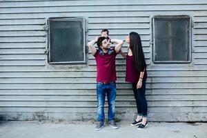 familia joven con un niño foto