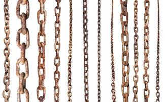 conjunto de viejas cadenas oxidadas aisladas en blanco