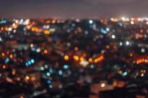 noche de la ciudad desde la vista superior. foto