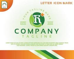 letra creativa r y plantilla de diseño de logotipo de hoja verde para el cuidado de la salud vector