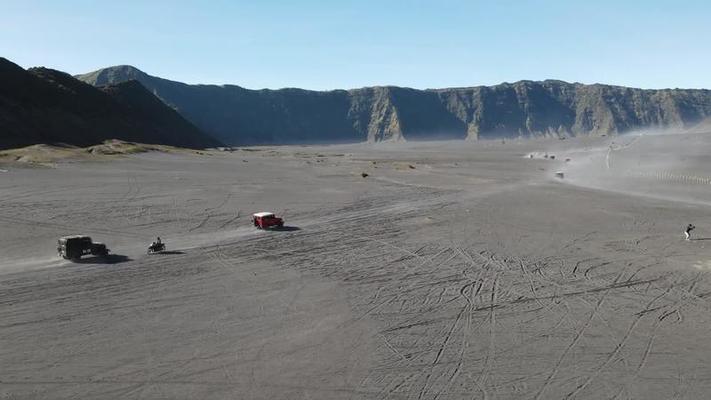 火山口影片