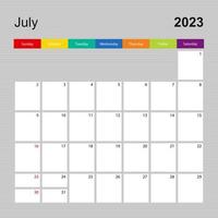 página de calendario para julio de 2023, planificador de paredes con diseño colorido. semana comienza el domingo. vector