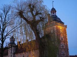 raesfeld,alemania,2020-el castillo de raesfeld en alemania foto