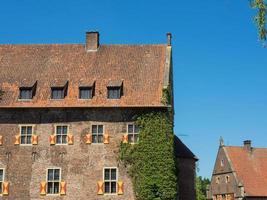 raesfeld,alemania,2020-el castillo de raesfeld en alemania foto