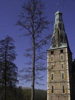 raesfeld,alemania,2020-el castillo de raesfeld en alemania foto