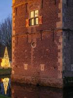 raesfeld,alemania,2020-el castillo de raesfeld en alemania foto