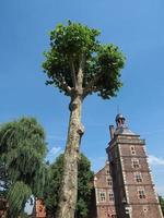 raesfeld,alemania,2020-el castillo de raesfeld en alemania foto