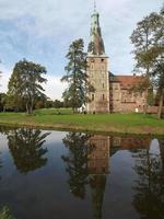 raesfeld,alemania,2020-el castillo de raesfeld en alemania foto