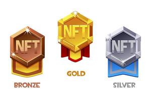 Insignia de premio nft para recursos de juego en diferentes metales. insignia de premio de oro, plata y bronce. criptomoneda, moneda de internet nft-token del futuro. vector