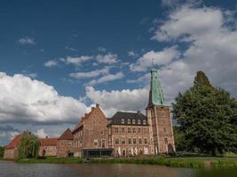 raesfeld,alemania,2020-el castillo de raesfeld en alemania foto