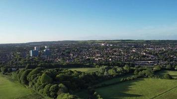 Luftbild von Leagrave Wohngebiet in Luton City of England video