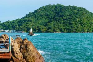 chedi klang nam en ban hua laem, chanthaburi en tailandia foto