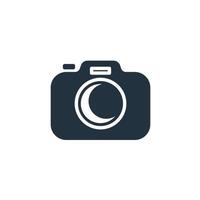 Camera icon in trendy flat style isolated on white background. camera symbol for web and mobile apps. vector