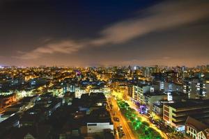 liam 2020 lima capital del perú en vista nocturna foto
