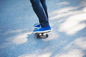 vista de salto de patineta foto