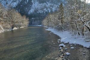 paisaje de invierno de montaña foto