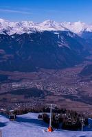 vista de las montañas de invierno foto