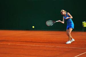 Person playing tennis photo