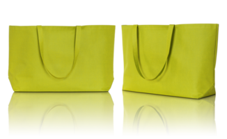 saco de tecido de compras amarelo isolado com piso de reflexão para maquete png