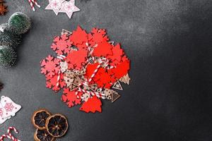 Delicious gingerbread cookies with honey, ginger and cinnamon photo