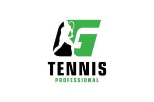 letra g con diseño de logotipo de silueta de jugador de tenis. elementos de plantilla de diseño vectorial para equipo deportivo o identidad corporativa. vector