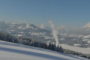 paisaje de montaña de invierno foto