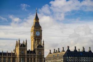 Big Ben y casas del parlamento. foto