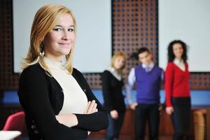 retrato de grupo de estudiantes foto